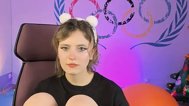 LolaAsmus online show from 28, 12, 2024