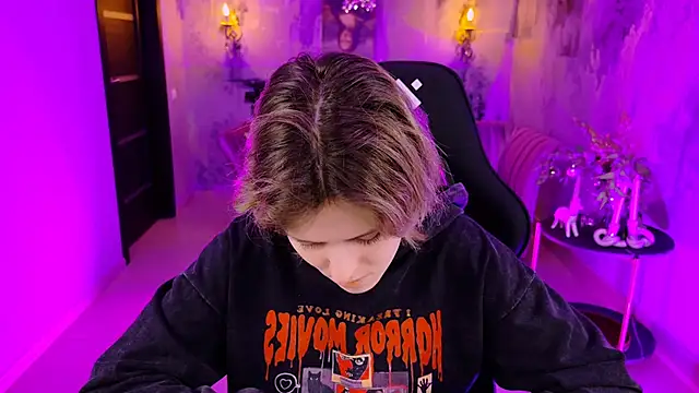 LolaAsmus online show from 3, 1, 2025