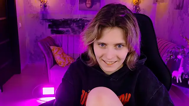 LolaAsmus online show from 3, 1, 2025