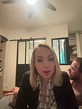 Snapshot of Annelibre chatting on 3, 3, 2025 Annelibre online show from 3, 3, 2025