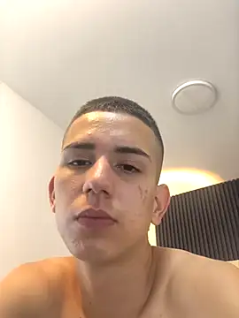 Snapshot of JackSwan18 chatting on 7, 10, 2025 JackSwan18 online show from 7, 10, 2025