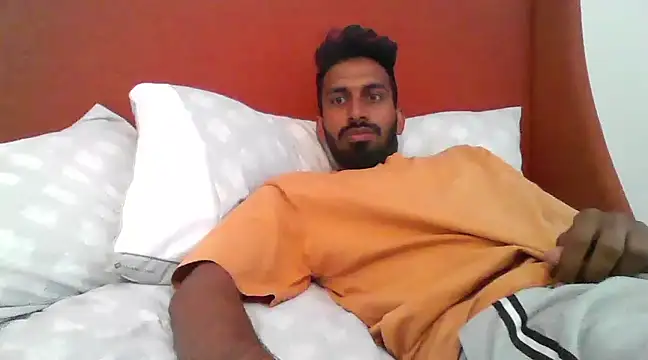 skinny  boy   online show from 17, 2, 2025