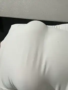 Snapshot of Mia_Meow_ chatting on 13, 3, 2025 Mia Meow online show from 13, 3, 2025