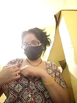 heenage online show from 3, 2, 2025