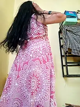 heenage online show from 7, 3, 2026