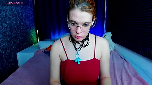 Snapshot of KIKI_Krash chatting on 11, 1, 2025 KIKI Krash online show from 11, 1, 2025