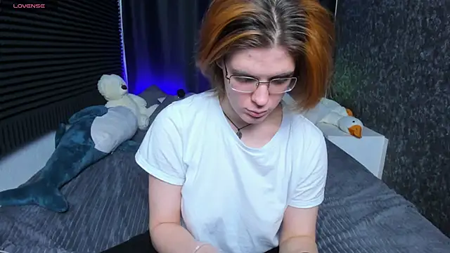 Snapshot of KIKI_Krash chatting on 14, 2, 2025 KIKI Krash online show from 14, 2, 2025