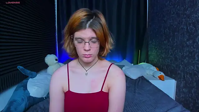 Snapshot of KIKI_Krash chatting on 14, 2, 2025 KIKI Krash online show from 14, 2, 2025