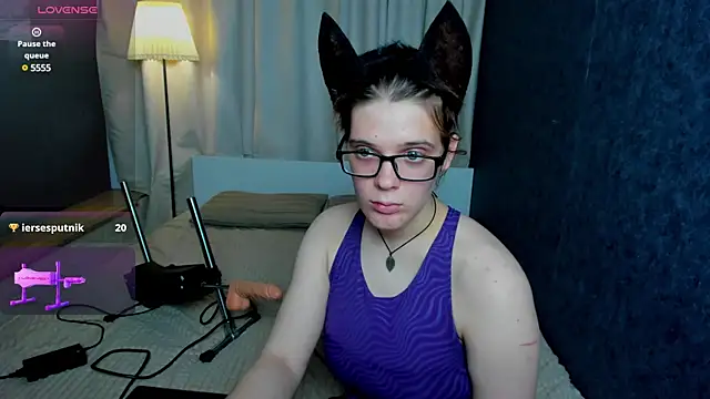 Snapshot of KIKI_Krash chatting on 7, 3, 2025 KIKI Krash online show from 7, 3, 2025