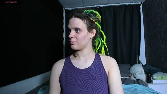 Snapshot of KIKI_Krash chatting on 29, 11, 2025 KIKI Krash online show from 29, 11, 2025