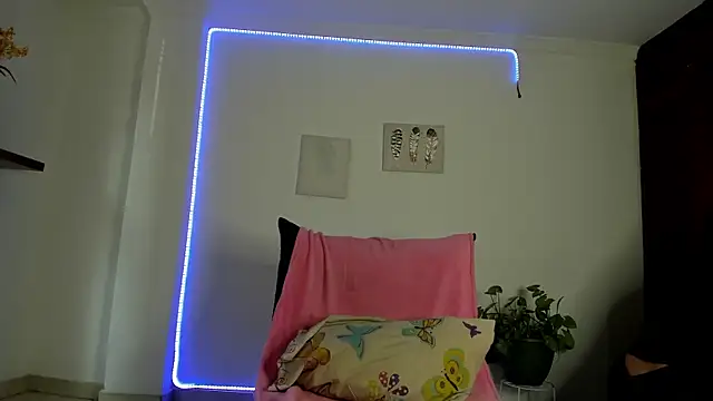 anniesweet- online show from 25, 11, 2025