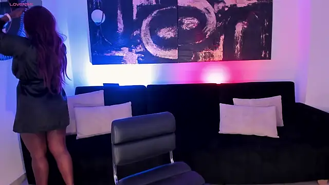 Snapshot of SavannahStorm chatting on 4, 2, 2025 SavannahStorm online show from 4, 2, 2025