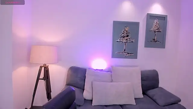 SavannahStorm online show from 9, 1, 2026