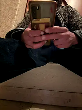 Snapshot of maroo544 chatting on 14, 12, 2025 maroo544 online show from 14, 12, 2025