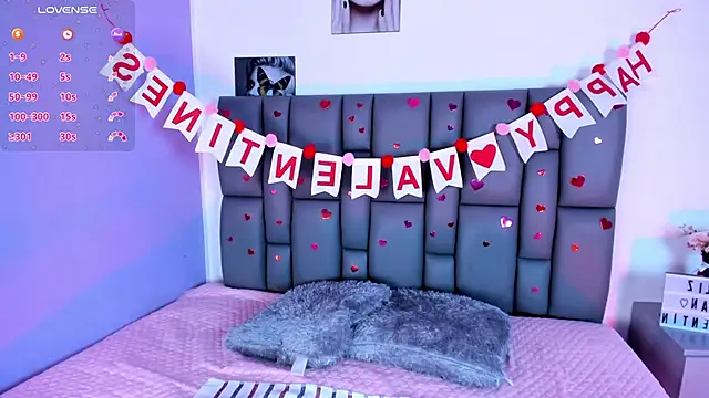 Sophia Lemos online show from 12, 2, 2025