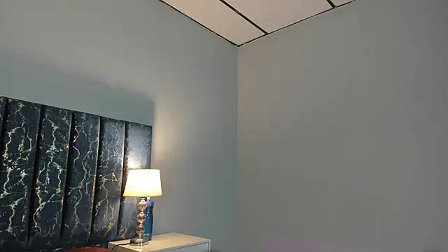 Sophia Lemos online show from 23, 10, 2025