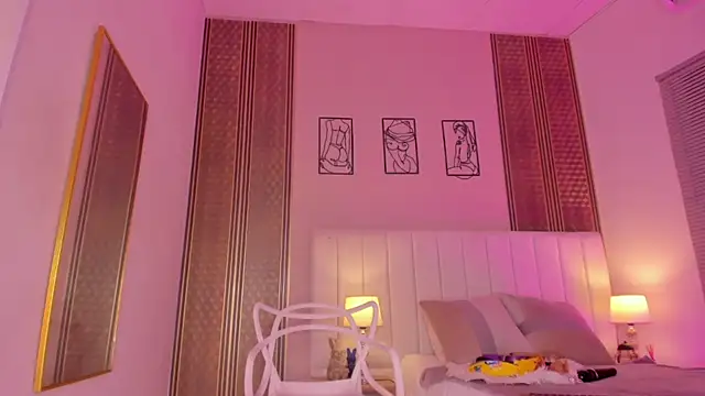 zoe sky  online show from 4, 11, 2025