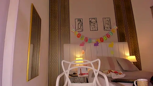 zoe sky  online show from 5, 4, 2026