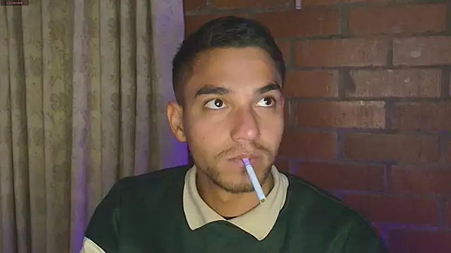 Snapshot of Leandro_valenzuela chatting on 6, 2, 2025 Leandro valenzuela online show from 6, 2, 2025