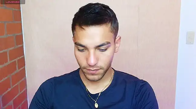 Snapshot of Leandro_valenzuela chatting on 28, 2, 2025 Leandro valenzuela online show from 28, 2, 2025