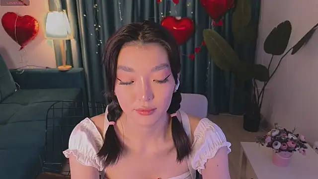 AudreyMell online show from 15, 2, 2025