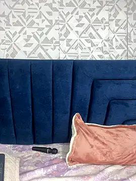 ElaaPerez online show from 20, 11, 2025