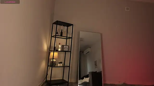 Snapshot of elfinvibes chatting on 26, 9, 2025 elfinvibes online show from 26, 9, 2025