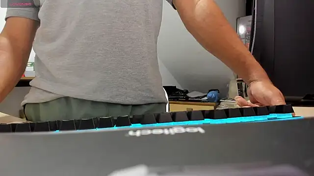 Jhonatan Morales S online show from 14, 10, 2025