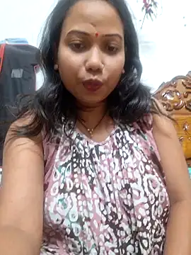 Snapshot of DREAM_GIRL-30 chatting on 8, 2, 2025 DREAM GIRL-30 online show from 8, 2, 2025