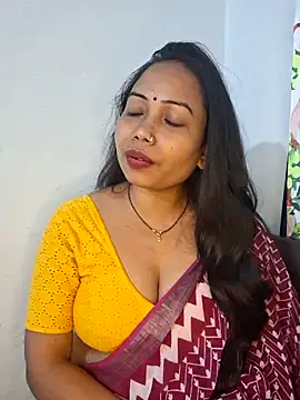 Snapshot of DREAM_GIRL-30 chatting on 2, 11, 2025 DREAM GIRL-30 online show from 2, 11, 2025