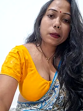 Snapshot of DREAM_GIRL-30 chatting on 11, 11, 2025 DREAM GIRL-30 online show from 11, 11, 2025