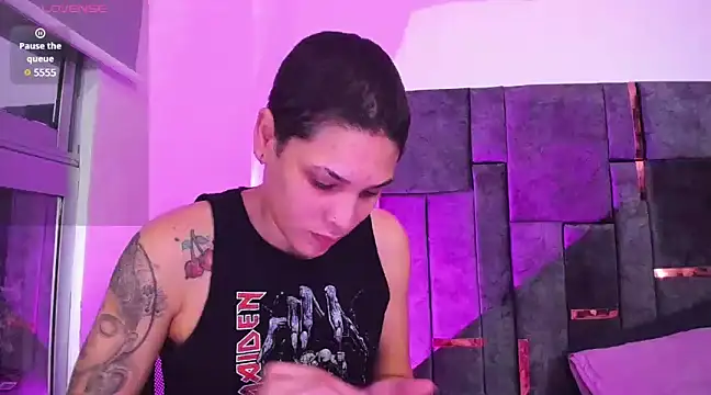 Charlee pink online show from 13, 2, 2025