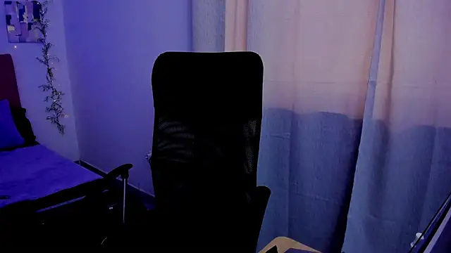 Charlee pink online show from 30, 9, 2025