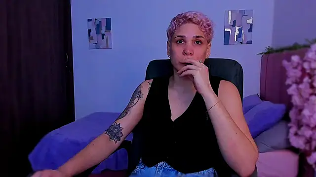 Charlee pink online show from 17, 12, 2025