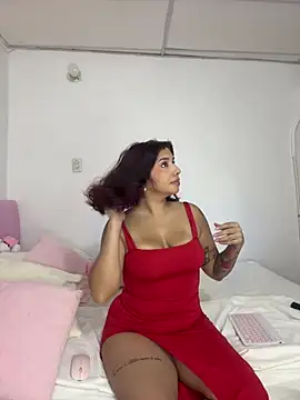 Snapshot of LucyMartelli chatting on 26, 2, 2026 LucyMartelli online show from 26, 2, 2026