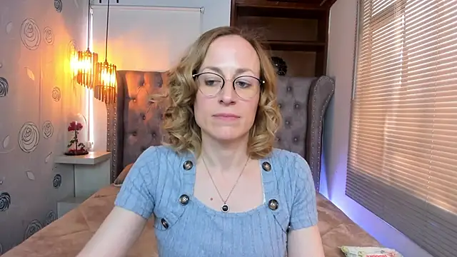 Snapshot of SammySanders chatting on 1, 2, 2025 SammySanders online show from 1, 2, 2025