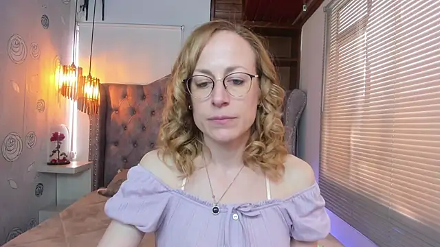 Snapshot of SammySanders chatting on 18, 2, 2025 SammySanders online show from 18, 2, 2025