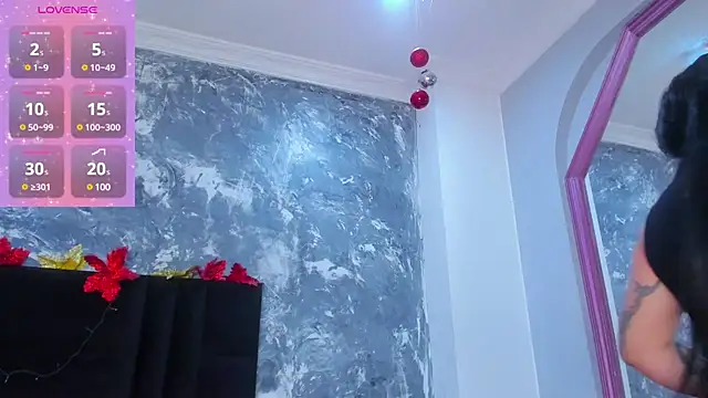 brianaGuzman online show from 31, 12, 2024