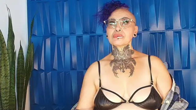 Snapshot of SandyyRose chatting on 19, 2, 2025 SandyyRose online show from 19, 2, 2025