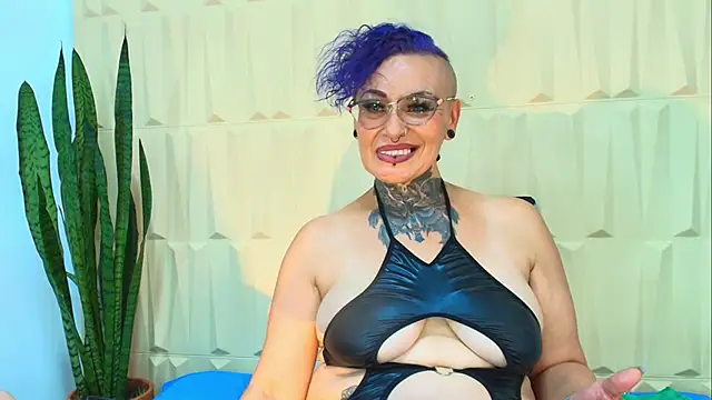 Snapshot of SandyyRose chatting on 14, 3, 2025 SandyyRose online show from 14, 3, 2025