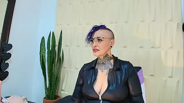 Snapshot of SandyyRose chatting on 16, 3, 2025 SandyyRose online show from 16, 3, 2025