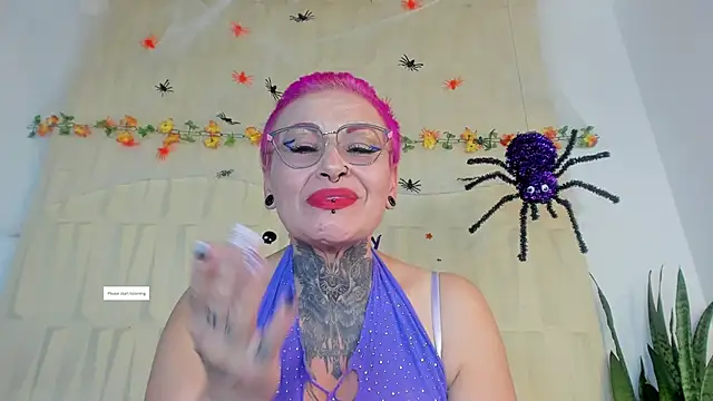 Snapshot of SandyyRose chatting on 18, 10, 2025 SandyyRose online show from 18, 10, 2025