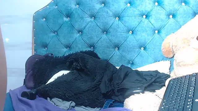 Snapshot of lily_jamesx chatting on 28, 2, 2025 lily jamesx online show from 28, 2, 2025