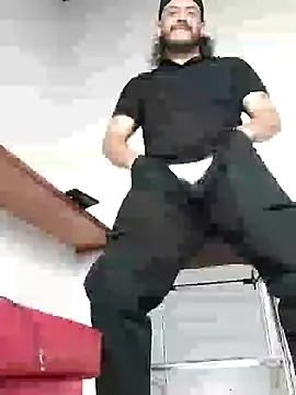 AndresSmith   online show from 1, 1, 2025