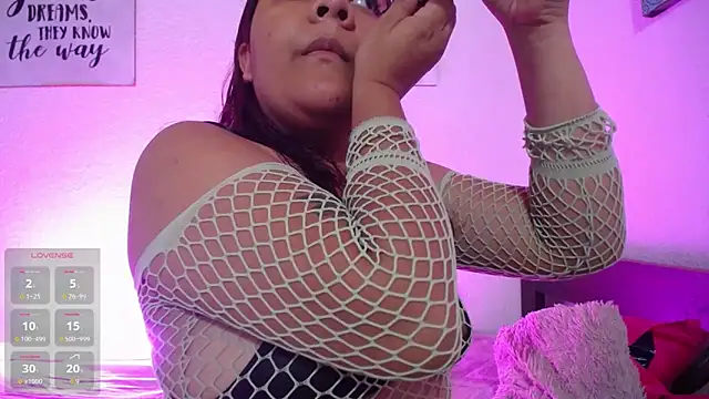 Snapshot of MeghanBurn chatting on 27, 6, 2026 MeghanBurn online show from 27, 6, 2026