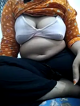 Snapshot of RaselKg chatting on 22, 2, 2026 RaselKg online show from 22, 2, 2026