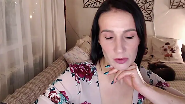 pepper milf online show from 5, 12, 2024