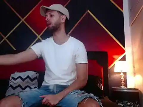 Snapshot of CindyandCarlo chatting on 23, 1, 2025 CindyandCarlo online show from 23, 1, 2025