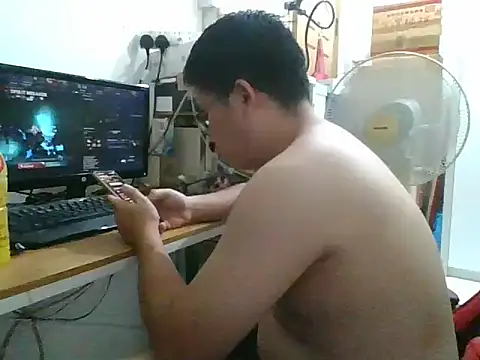 Snapshot of shyboymasturbation chatting on 24, 12, 2024 shyboymasturbation online show from 24, 12, 2024