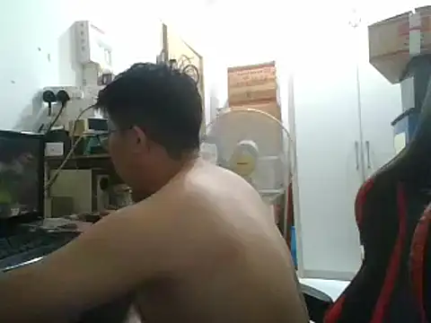 Snapshot of shyboymasturbation chatting on 27, 2, 2025 shyboymasturbation online show from 27, 2, 2025